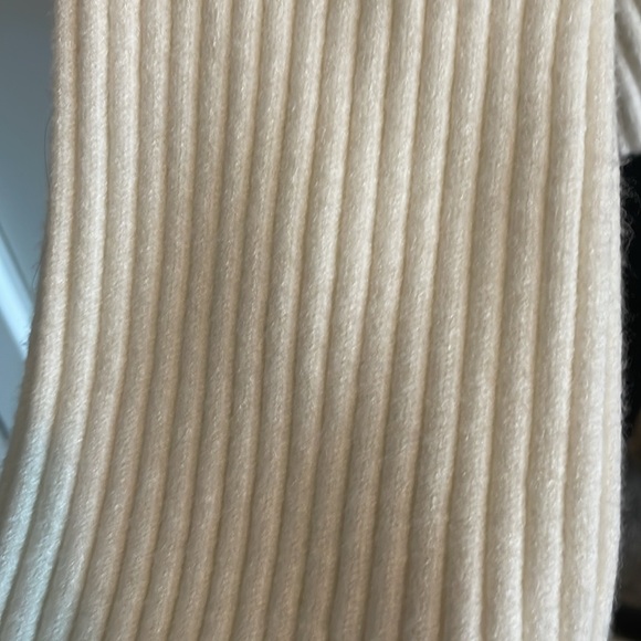 White button down sweater. Super soft and cozy. Worn once. Size large - Picture 5 of 6